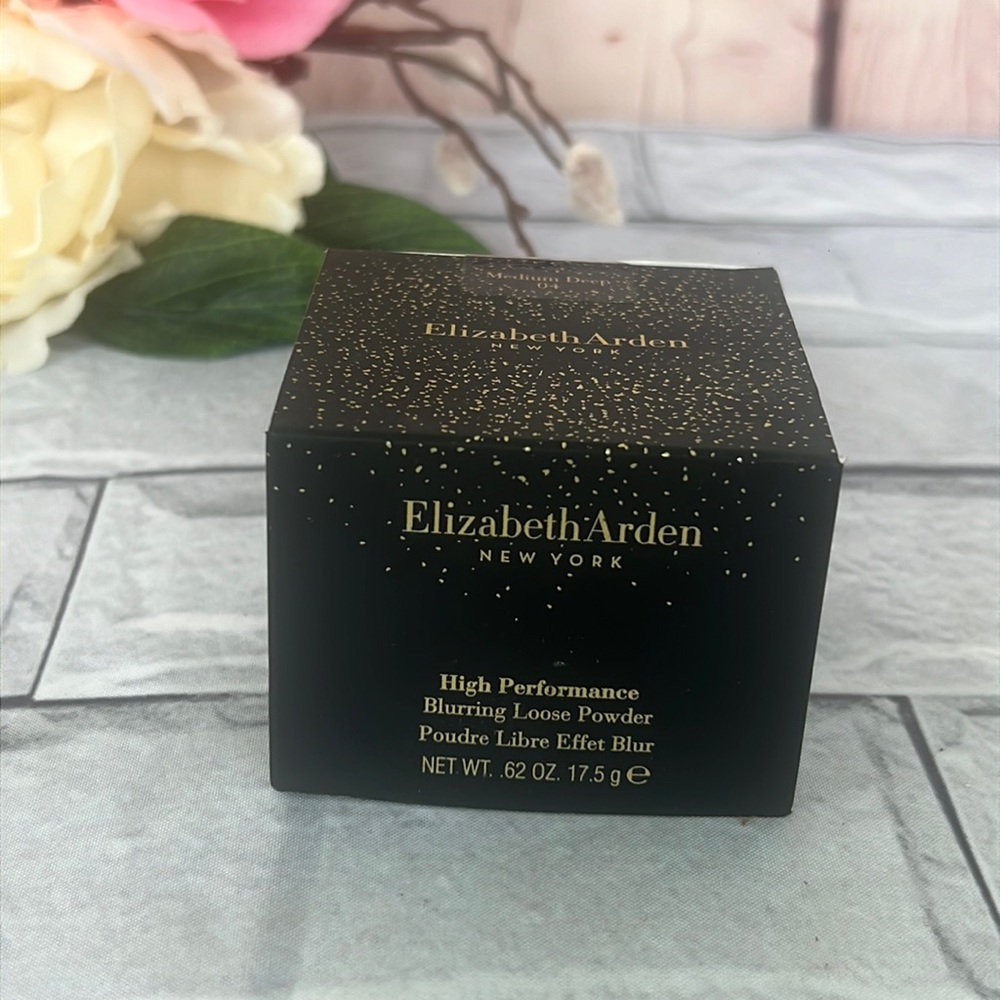 NIB Elizabeth Arden NY High performance Blurring loose powder .62oz